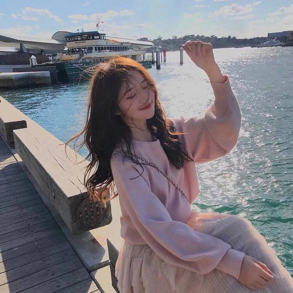 夜幕女王 封面